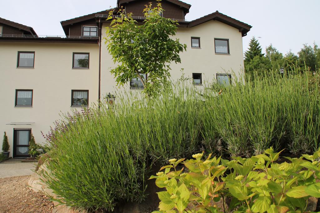 Kastanienhof Apartment Hotel Dannenfels Dış mekan fotoğraf